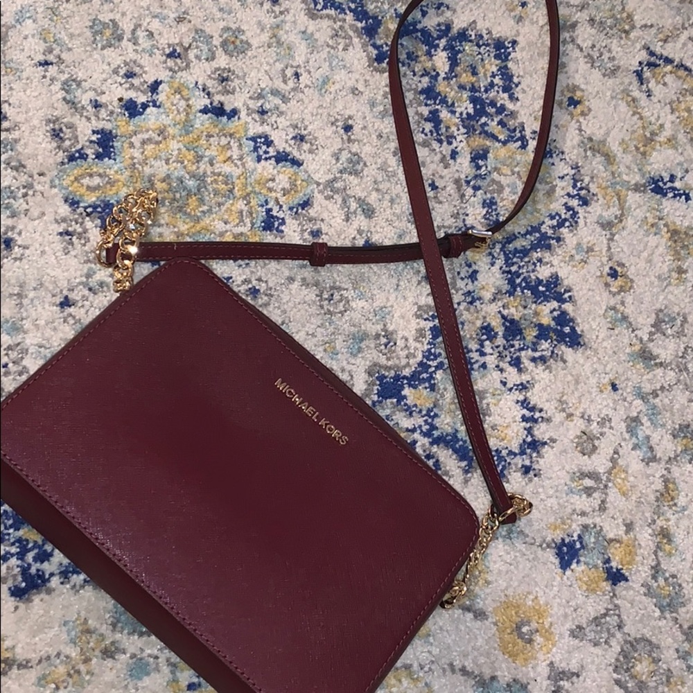 Michael kors saffiano leather Crossbody